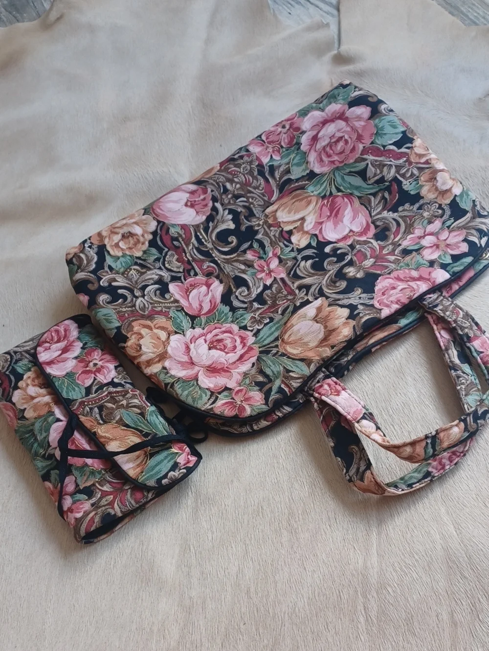 Vintage Oscar de la Renta Travel Cosmetic Bag & Jewelry Holder